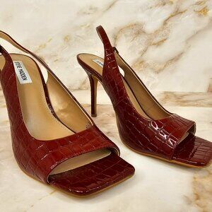 Steve Madden Esme Red Crocodile Heels, Size 9.5